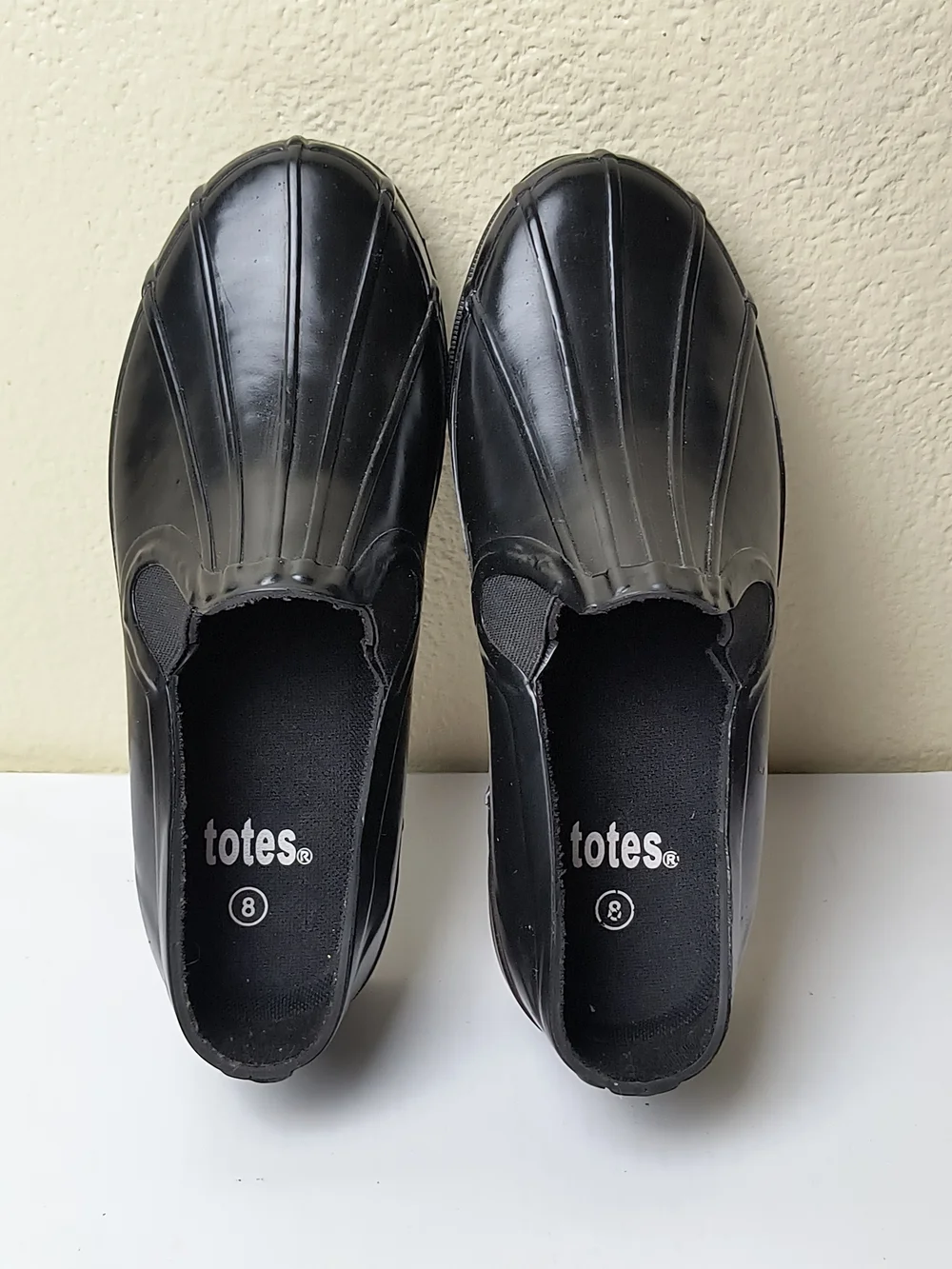 totes 8 Women's Black Waterproof Winter Rain Slip-Ons